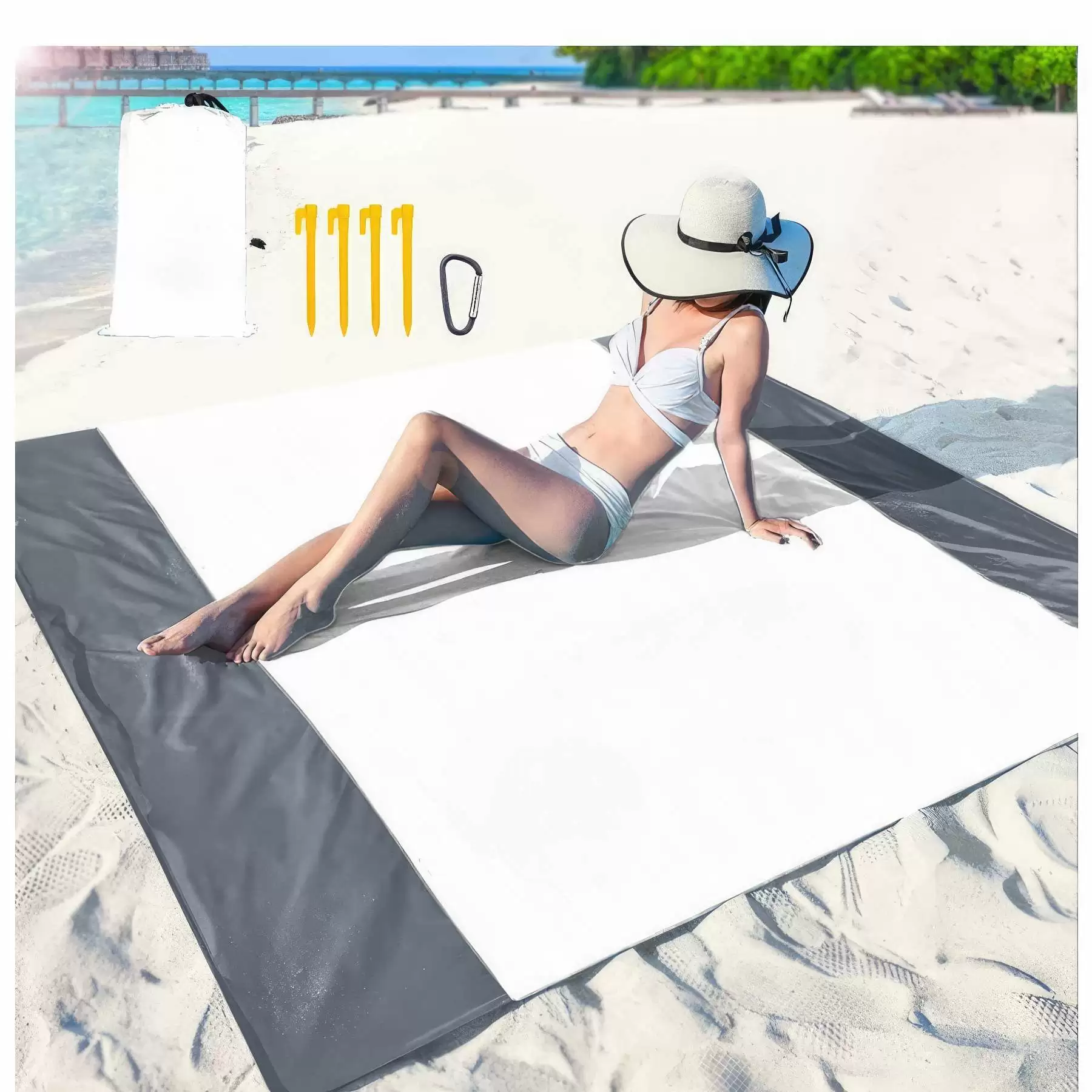 Oversized Lightweight Waterproof Sandproof Beach Blanket - Image 2