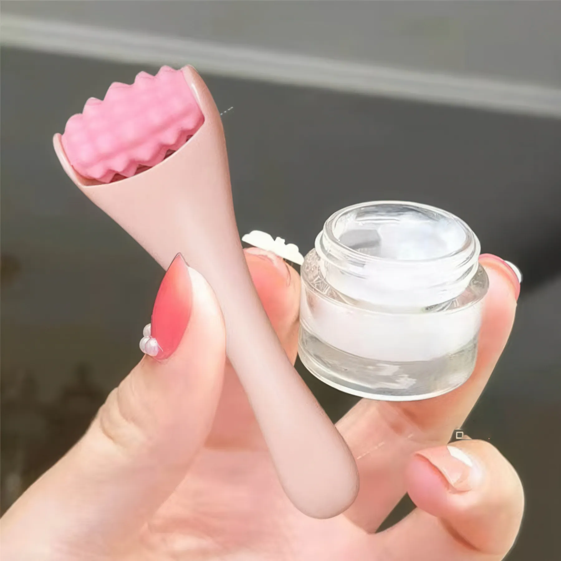 Silicone Eye Rollers Stick - Image 5